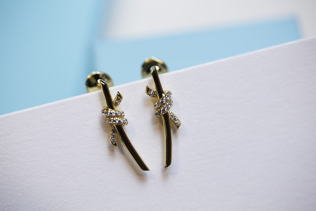 [Resenara Jewelry]KNOT EARRINGS GOLD DIAMOND