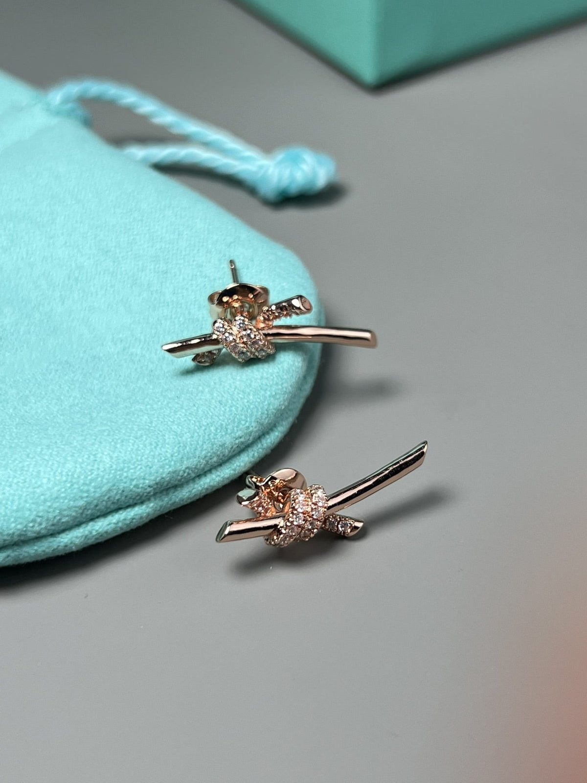 [Resenara Jewelry]KNOT EARRINGS PINK GOLD DIAMOND