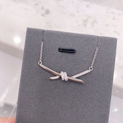 [Resenara Jewelry]KNOT NECKLACE DIAMONDS
