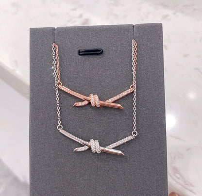 [Resenara Jewelry]KNOT NECKLACE DIAMONDS