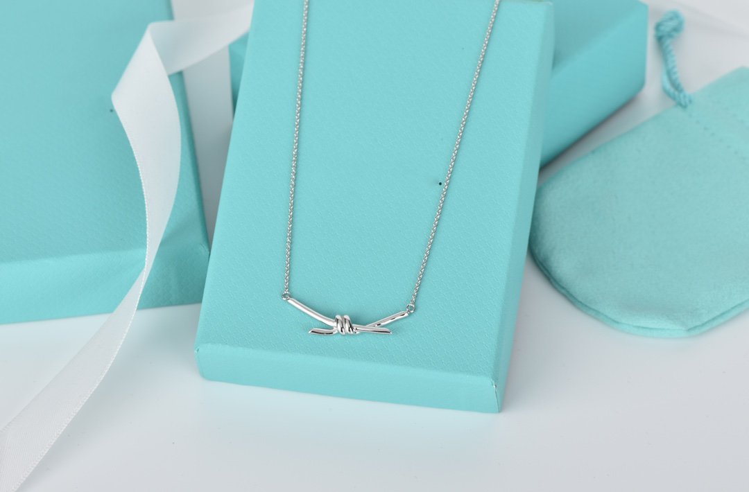 [Resenara Jewelry]KNOT NECKLACE