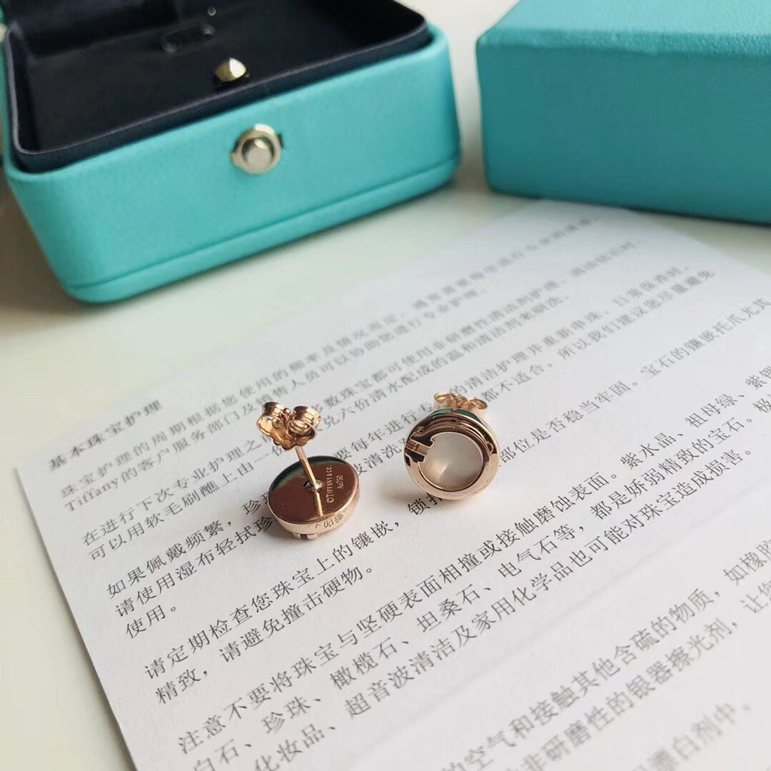 [Resenara Jewelry]PEARL CIRCLE EARRINGS MOTHER
