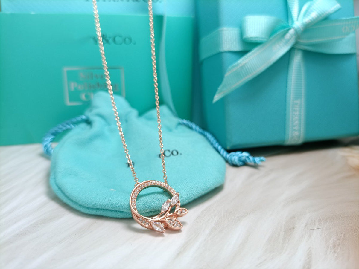 [Resenara Jewelry]DIAMOND VINE CIRCLE PENDANT PLATINUM NECKLACE