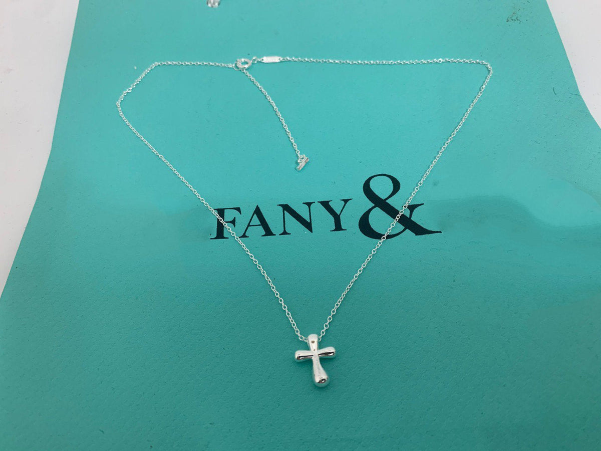 [Resenara Jewelry]CROSS PENDANT MINI BARE CROSS NECKLACE