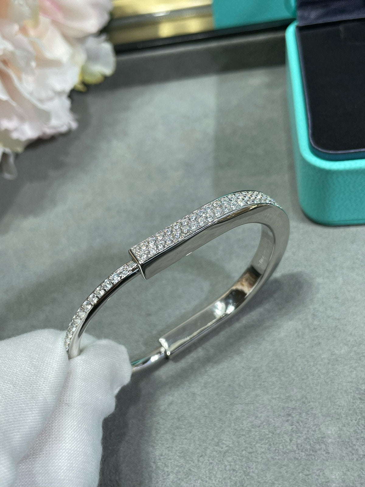 [Resenara Jewelry]LOCK BRACELET DIAMOND PAVED