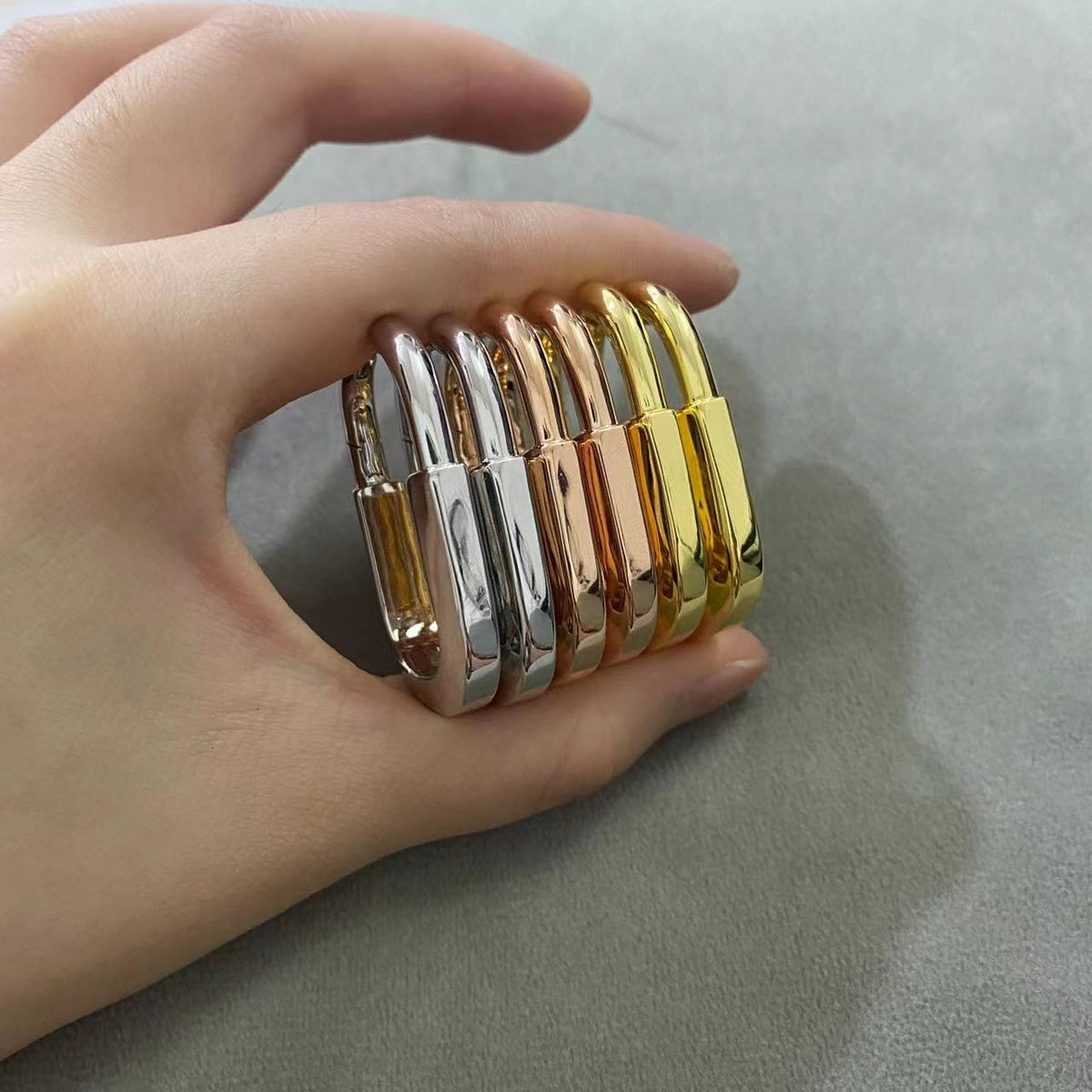[Resenara Jewelry]LOCK MEDIUM EARRINGS