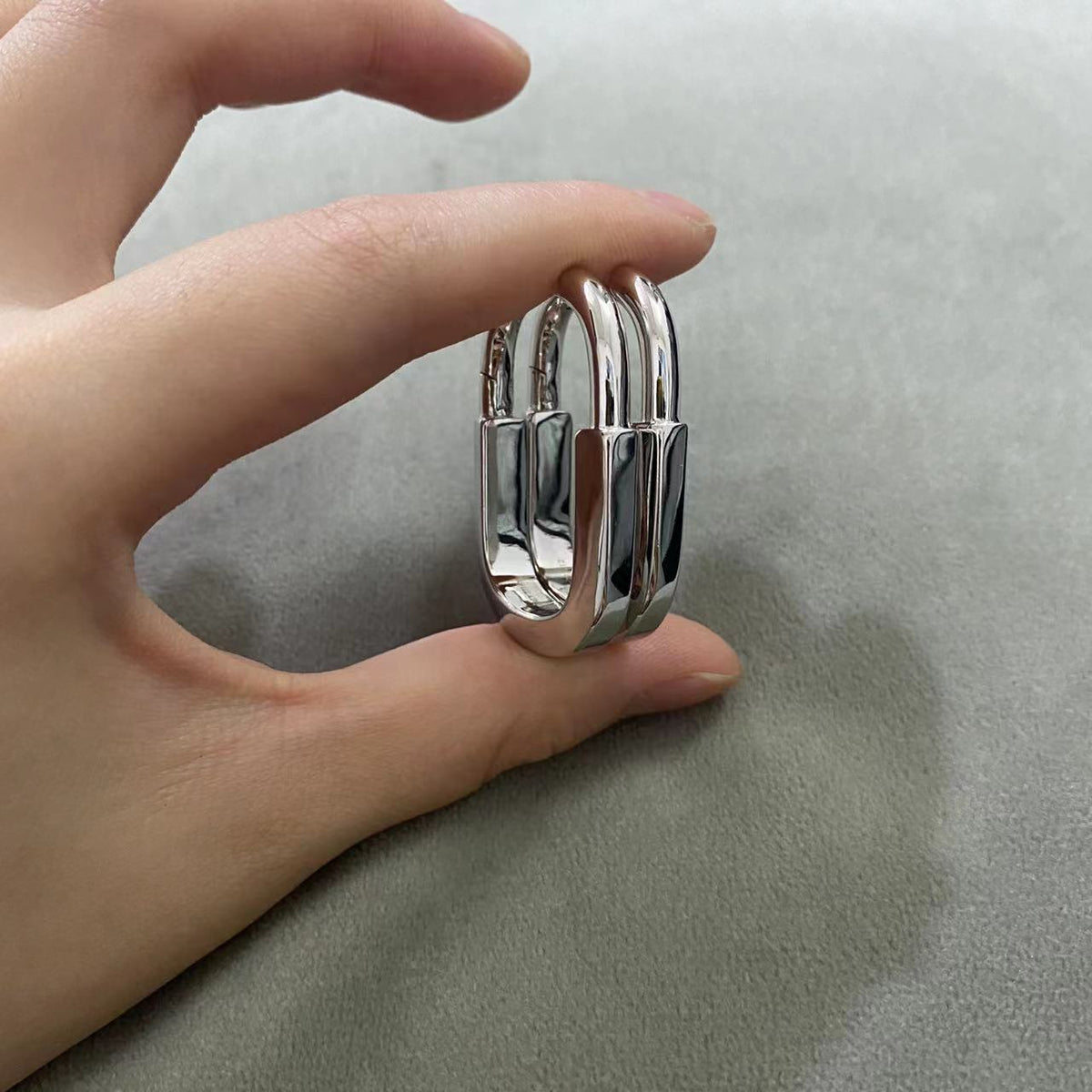 [Resenara Jewelry]LOCK MEDIUM EARRINGS