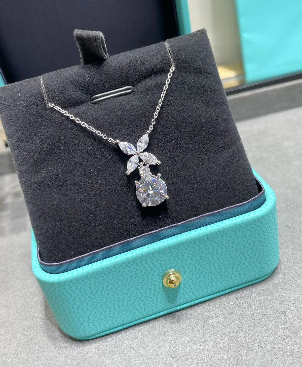 [Resenara Jewelry]VICTORIA PENDANT SILVER DIAMOND NECKLACE