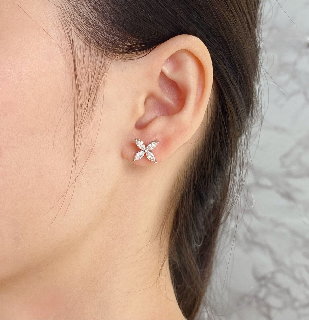 [Resenara Jewelry]VICTORIA SILVER DIAMOND STUD MINI EARRINGS
