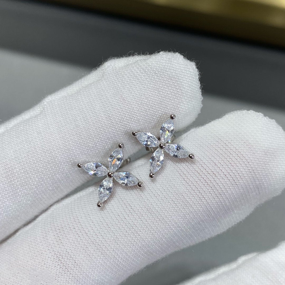 [Resenara Jewelry]VICTORIA SILVER DIAMOND STUD MINI EARRINGS