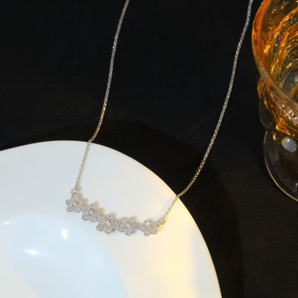 [Resenara Jewelry]]wild flower diamond line pendant