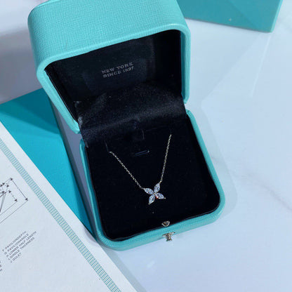[Resenara Jewelry]PLATINUM AND DIAMOND VICTORIA PENDANT NECKLACE
