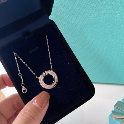 [Resenara Jewelry]DIAMOND AND MOTHER OF PEARL CIRCLE PENDANT