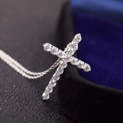 [Resenara Jewelry]MOISSANITE STONE CROSS PENDANT NECKLACE SIMULATED DIAMOND CROSS CHOKER