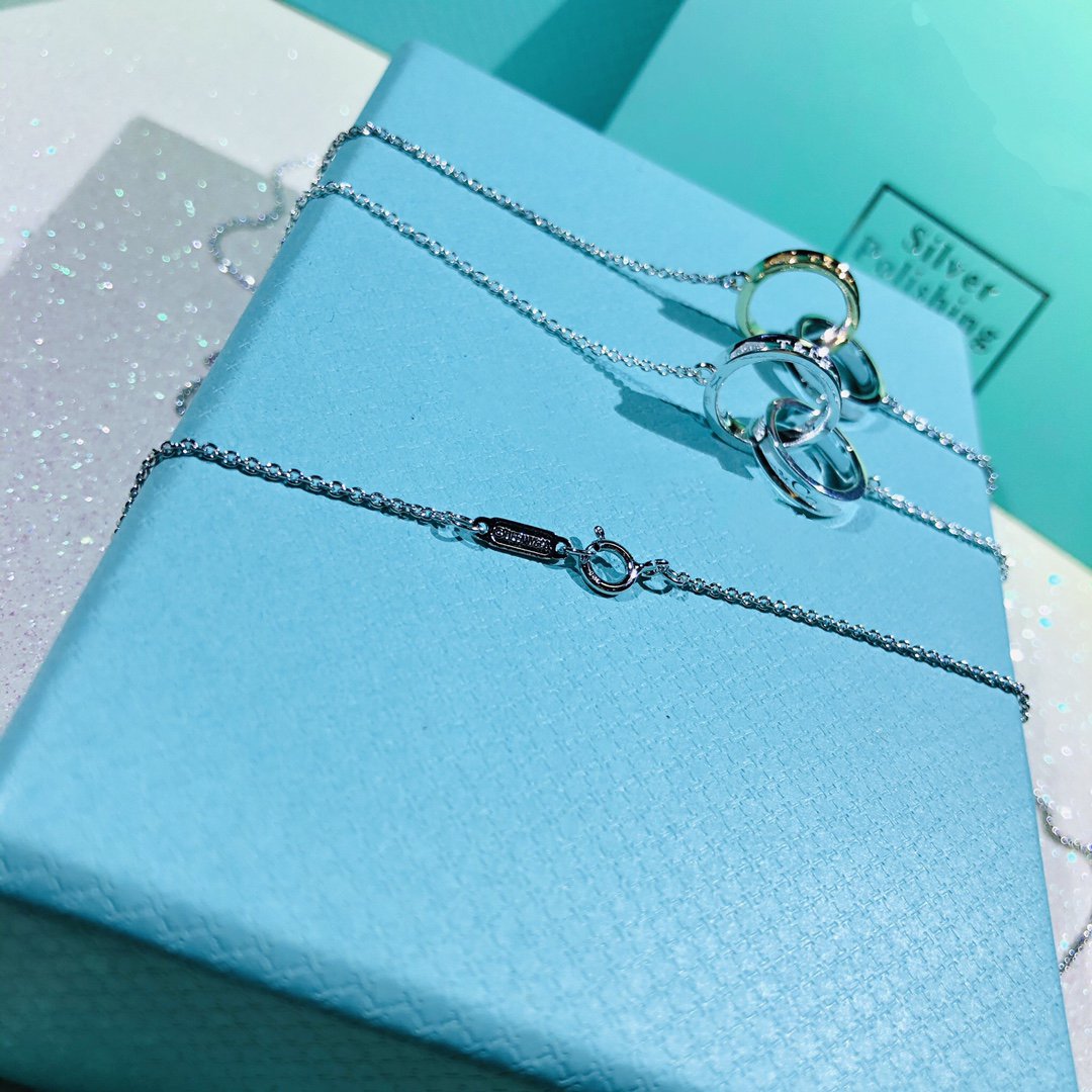 [Resenara Jewelry]INTERLOCKING CIRCLES PENDANT SMALL NECKLACE