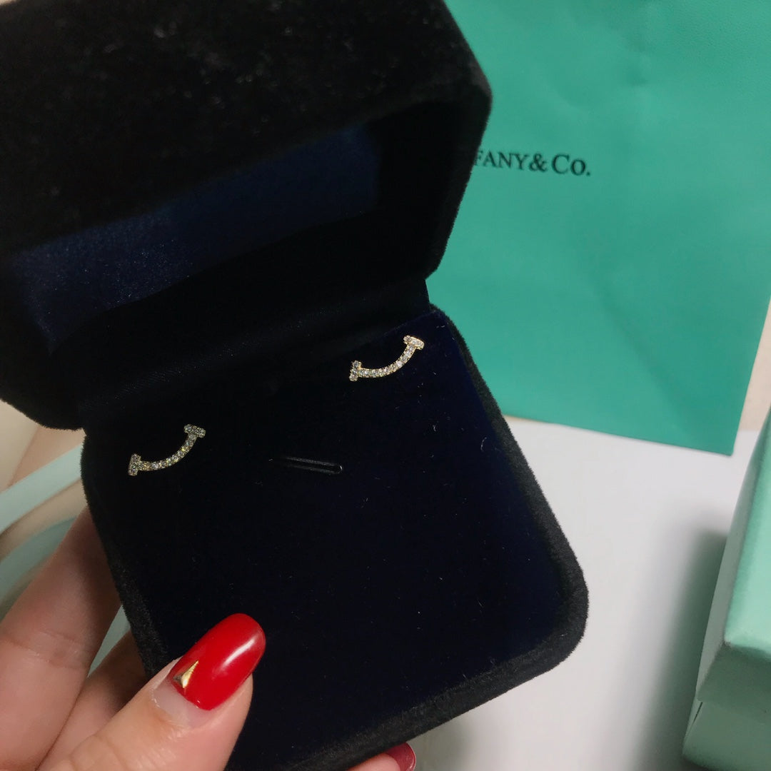 [Resenara Jewelry]SMILE DIAMOND EARRINGS
