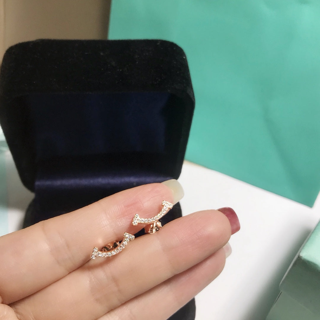 [Resenara Jewelry]SMILE DIAMOND EARRINGS